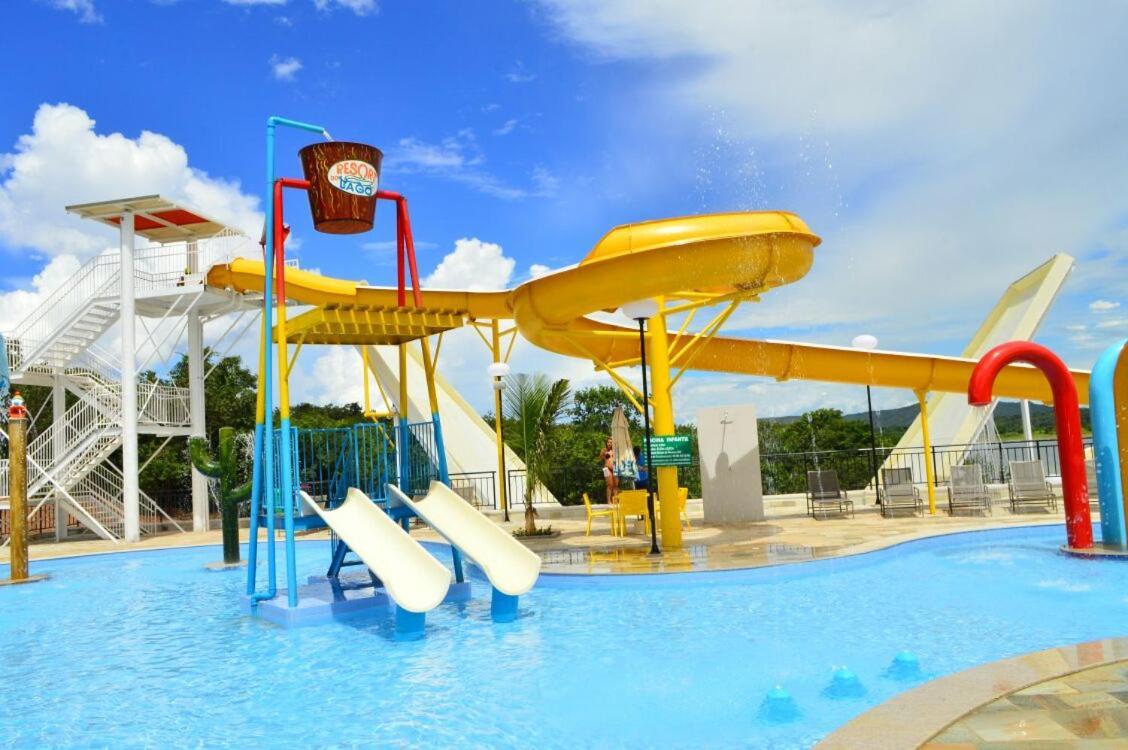 Resort Do Lago Apart カルダス・ノバス エクステリア 写真